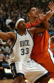 fb体育平台-中超防守端关键球员影响力分析，中超控球最好的球队